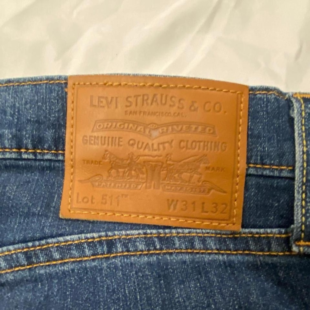 Levi's straight leg Jeans with Iconic Leather Patch